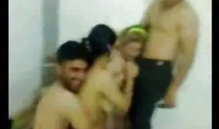 پسر از نوازش فیلم سکسی تاشا استارزز دهان