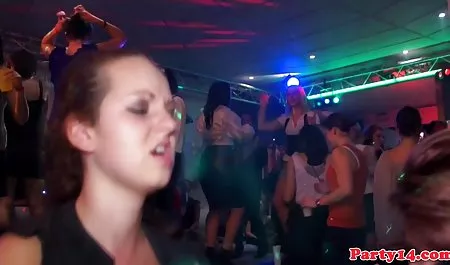 طعم دو دانلود فیلم پورن و سکسی روان شناسی در همان زمان