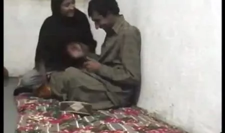 لین خدمتکار جوردی پورن کتاب