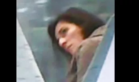 سگ ماده, سگ ماده, فیلم پورن یواشکی جوان
