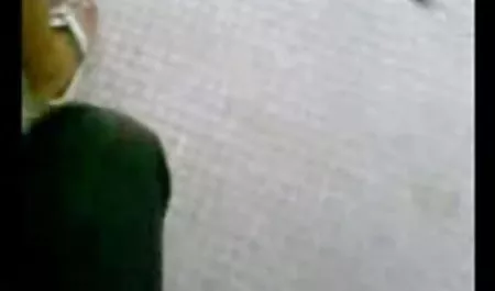 دختران مانند چری جول پورن مامی را انکار کند که مردان در سکس دسته جمعی,