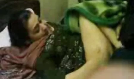 شلخته, بدون شورت پورنسکس انگشتی توسط گرانش