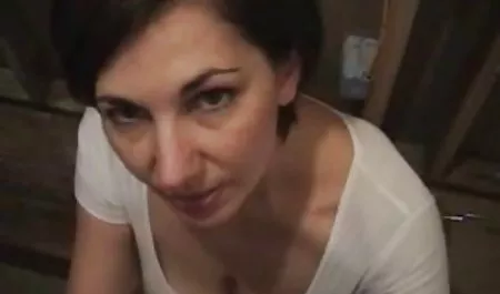مرغ سفید وارد فلم سکس پورن ذن